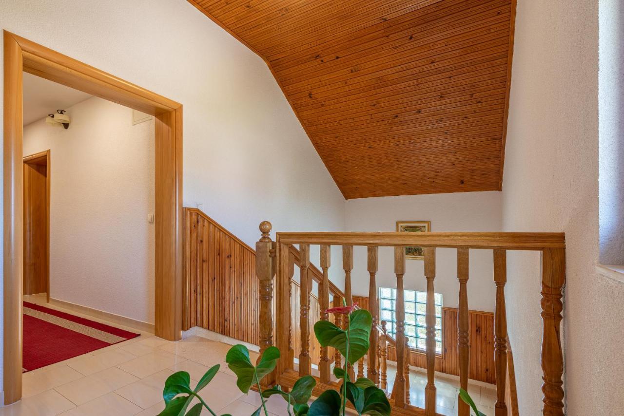 Bed & Breakfast Maki Biograd Na Moru Exteriör bild