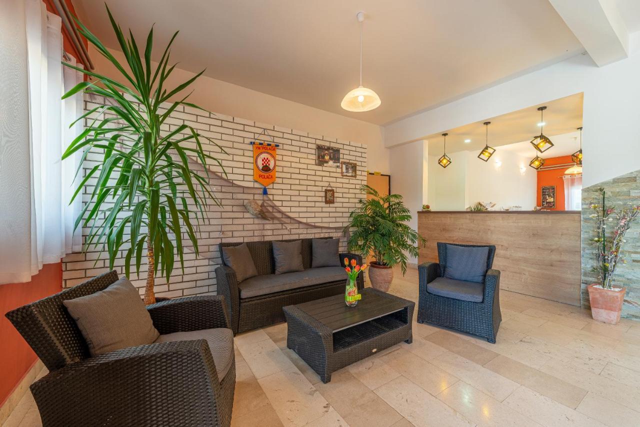 Bed & Breakfast Maki Biograd Na Moru Exteriör bild