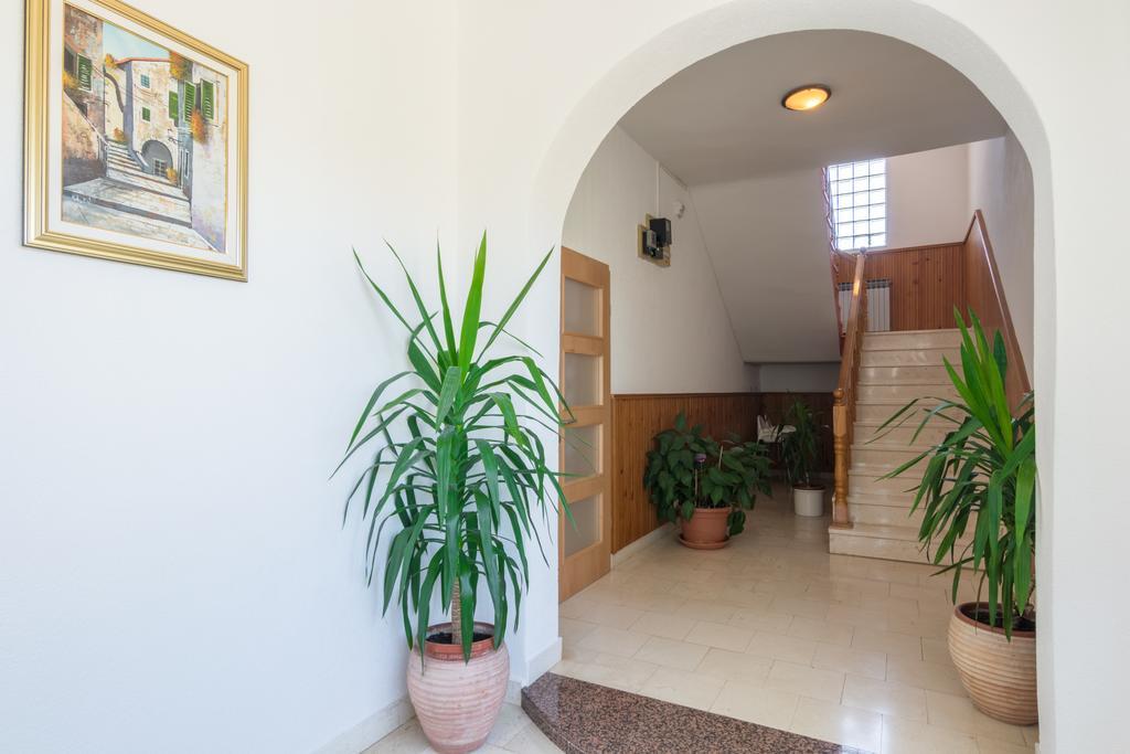 Bed & Breakfast Maki Biograd Na Moru Exteriör bild